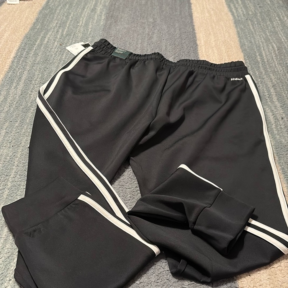 Adidas men’s pants - Picture 2 of 6